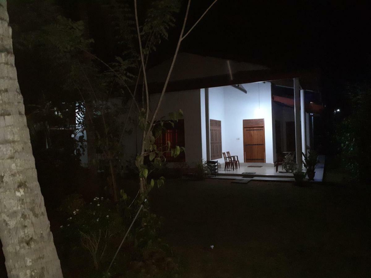 Serene Home Stay Удавалаве Экстерьер фото